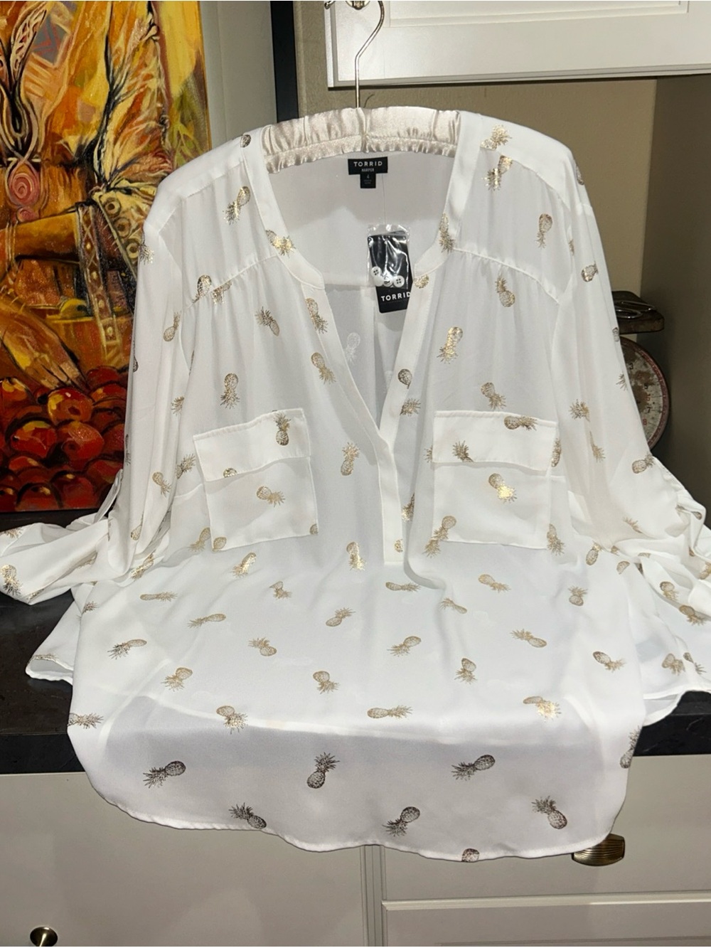 NEW Torrid Harper Georgette White Gold Pineapple Summer Blouse Size 4 4X Pockets